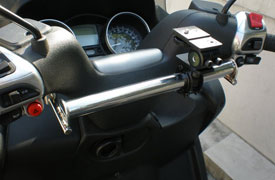 PIAGGIO MP3 250/400 FL/RL用 ナビゲーションステー